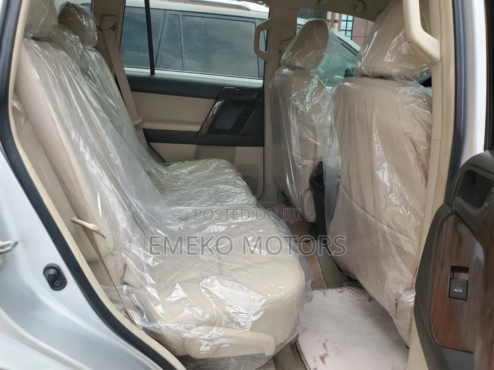 Toyota Land Cruiser Prado 4.0 V6 Dual VVT-i 2015 Silver