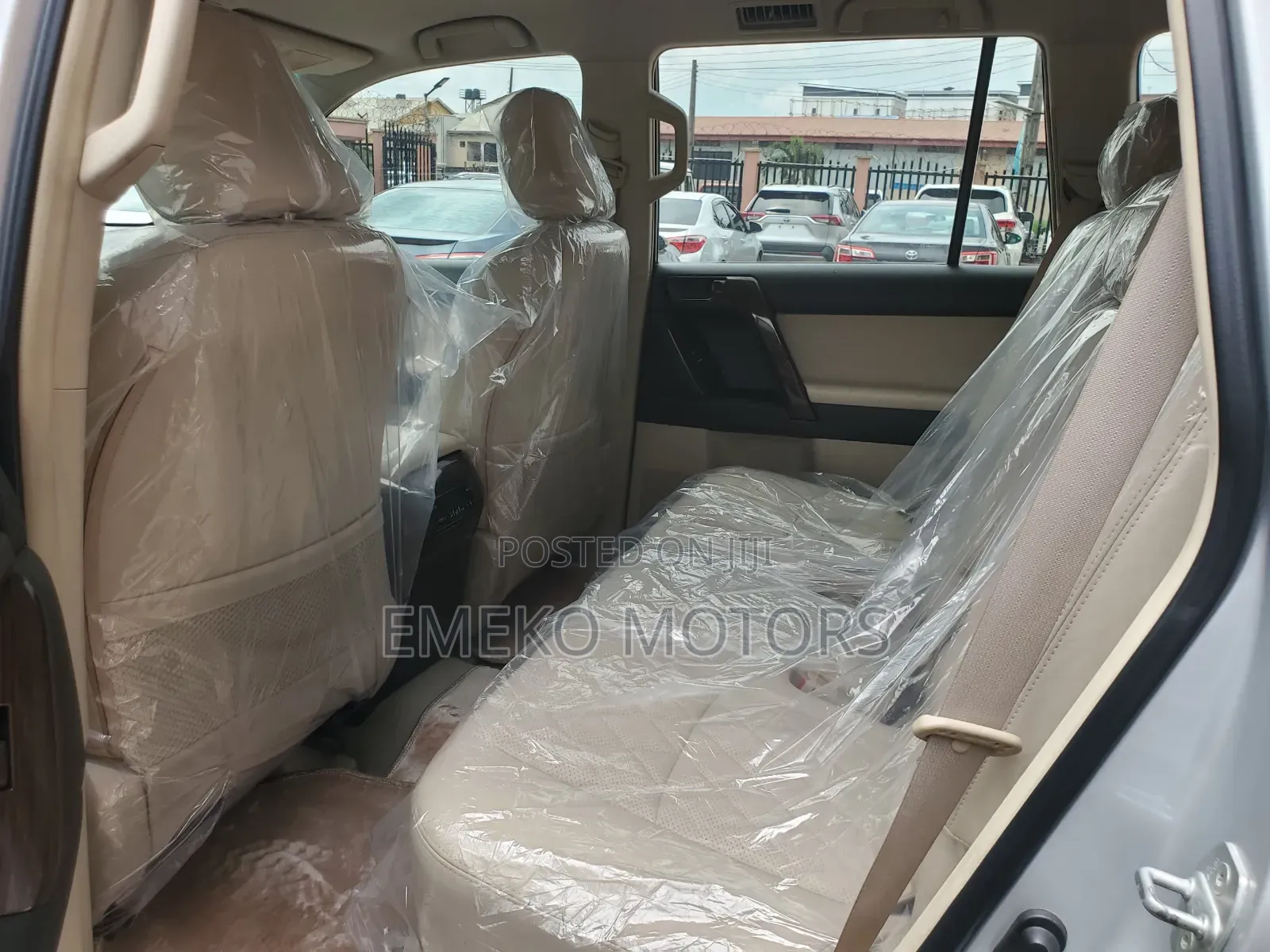 Toyota Land Cruiser Prado 4.0 V6 Dual VVT-i 2015 Silver