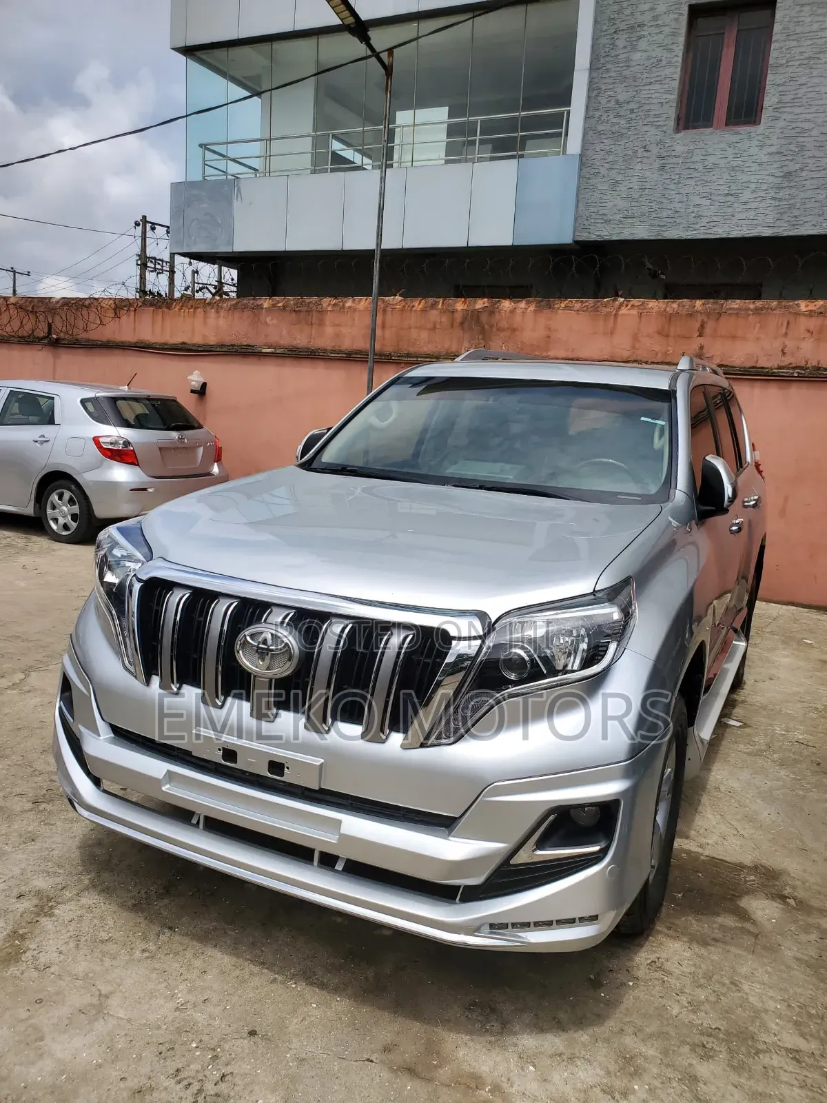 Toyota Land Cruiser Prado 4.0 V6 Dual VVT-i 2015 Silver