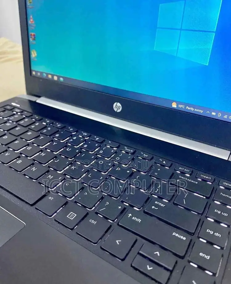 New Laptop HP 430 G5 8GB Intel Core I5 SSD 256GB