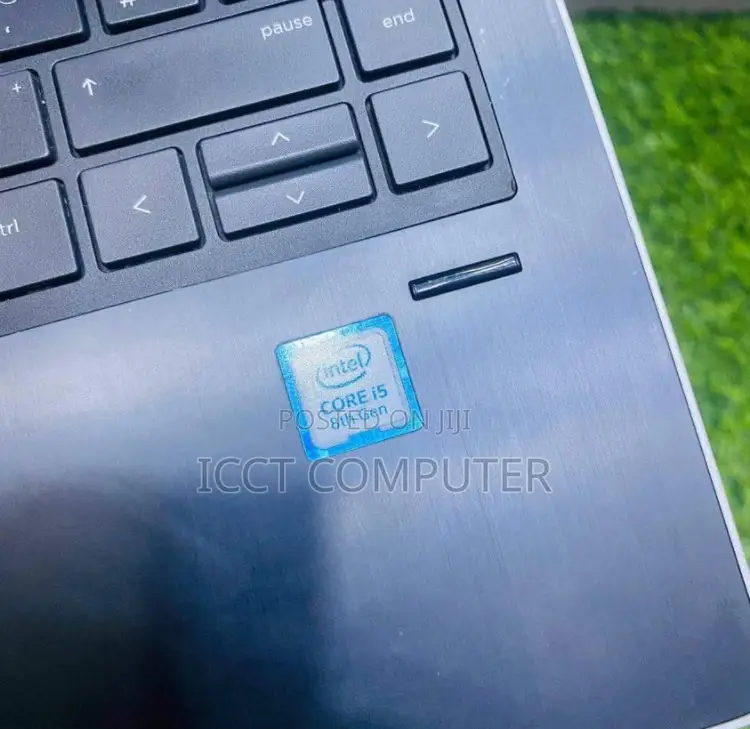 New Laptop HP 430 G5 8GB Intel Core I5 SSD 256GB