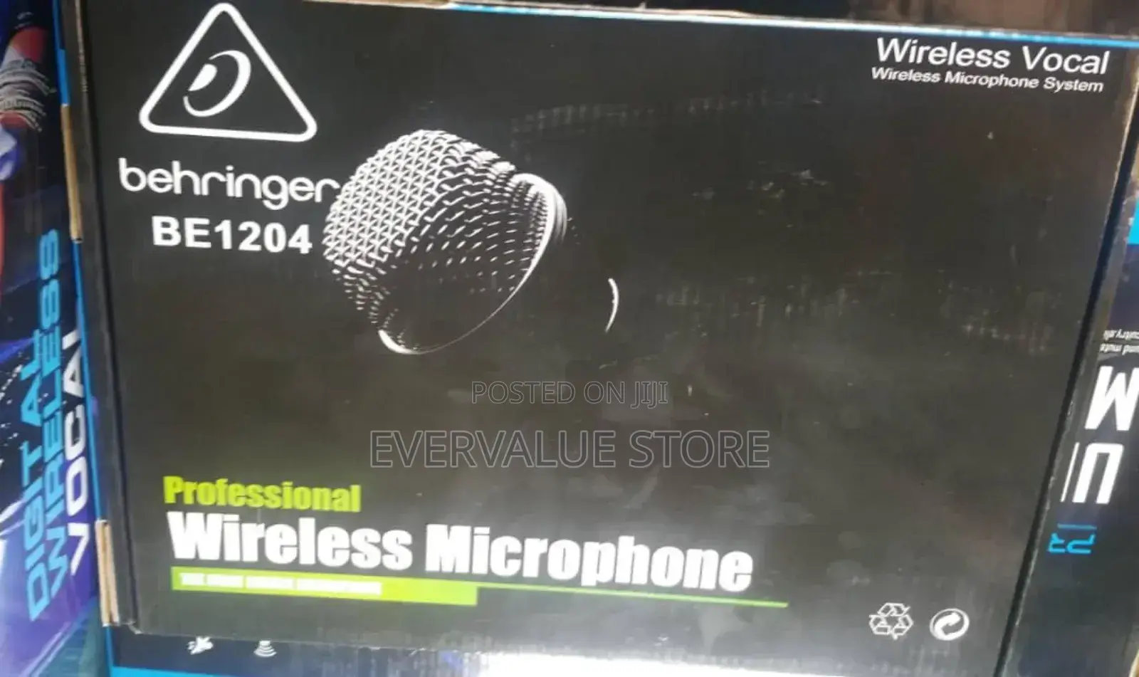 Behringer BE1204 4 in 1 Wireless Microphone