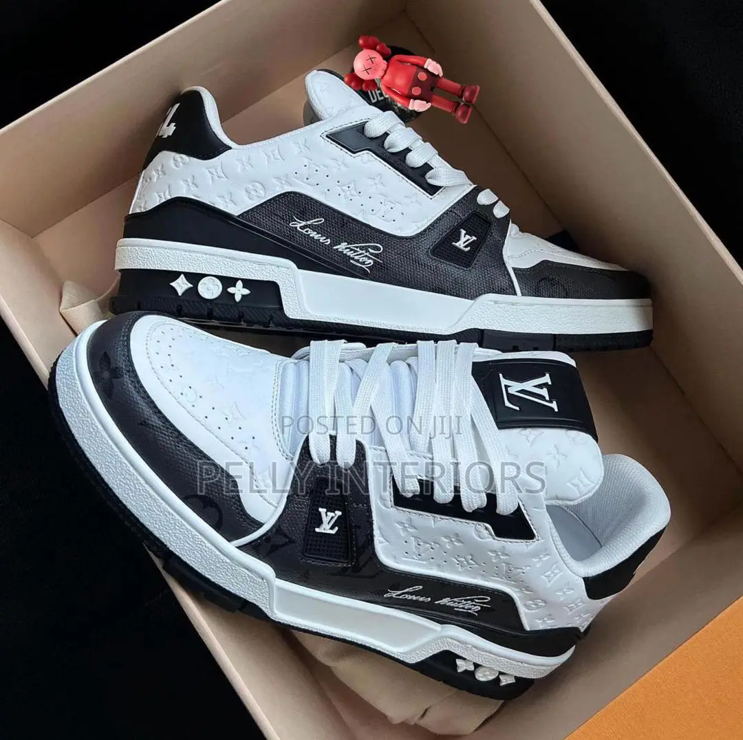 Louis Vuitton Men's Snickers