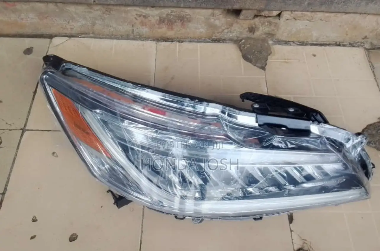 Brand New Headlights 2016/2017 Honda Accord Touring