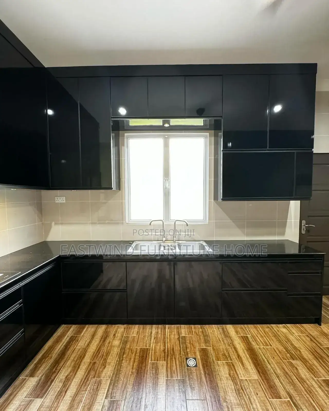 Classic Kitchen Cabinet