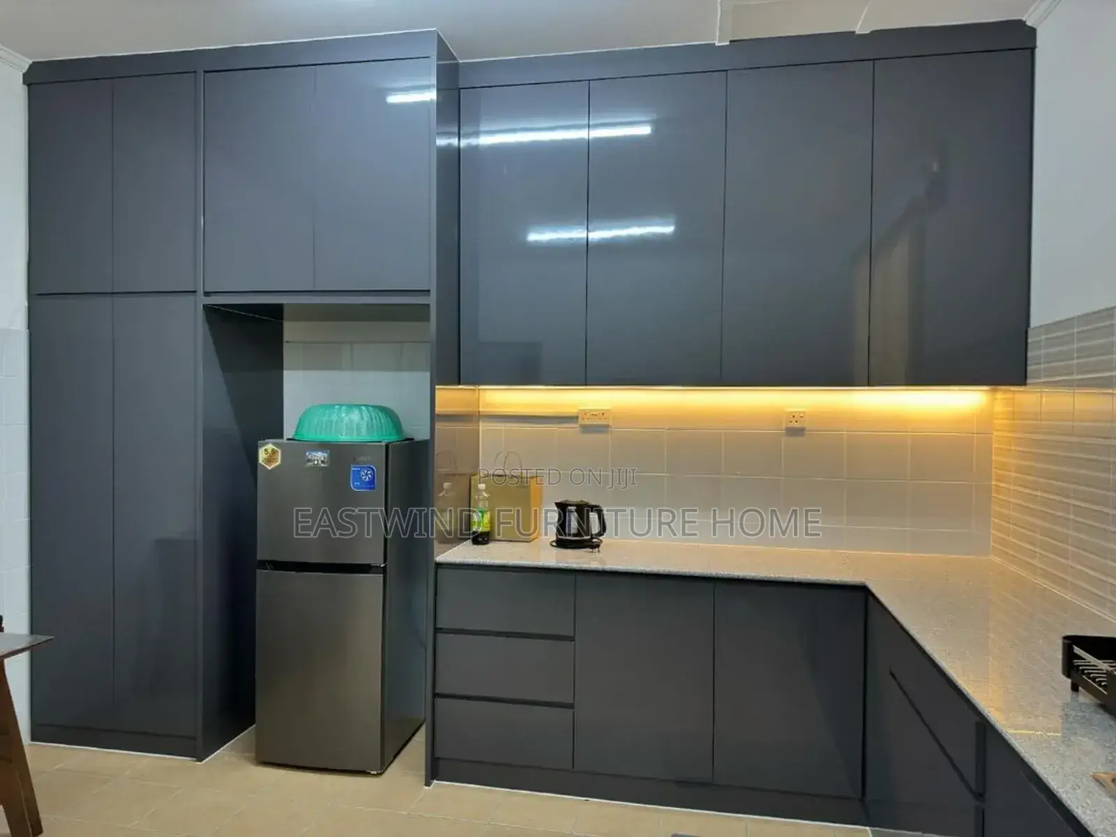 Kitchen Cabinet