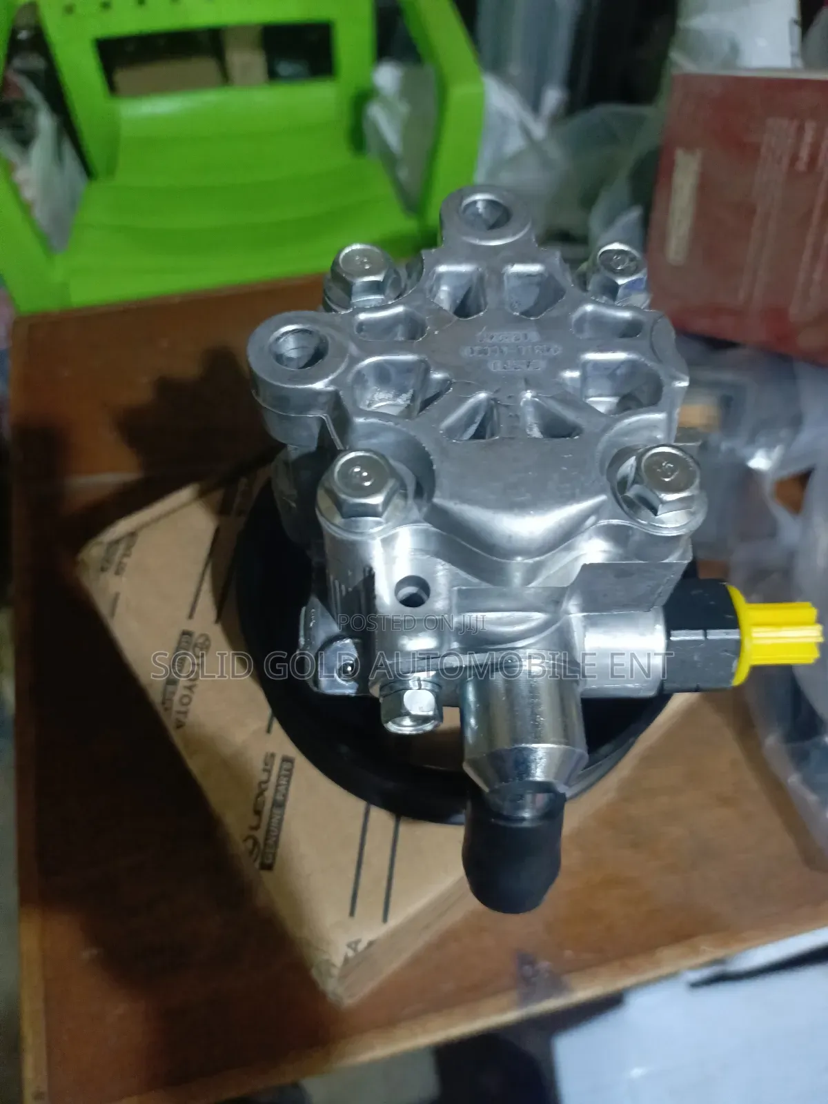 Power Steering Pump 3ur-Fe V8