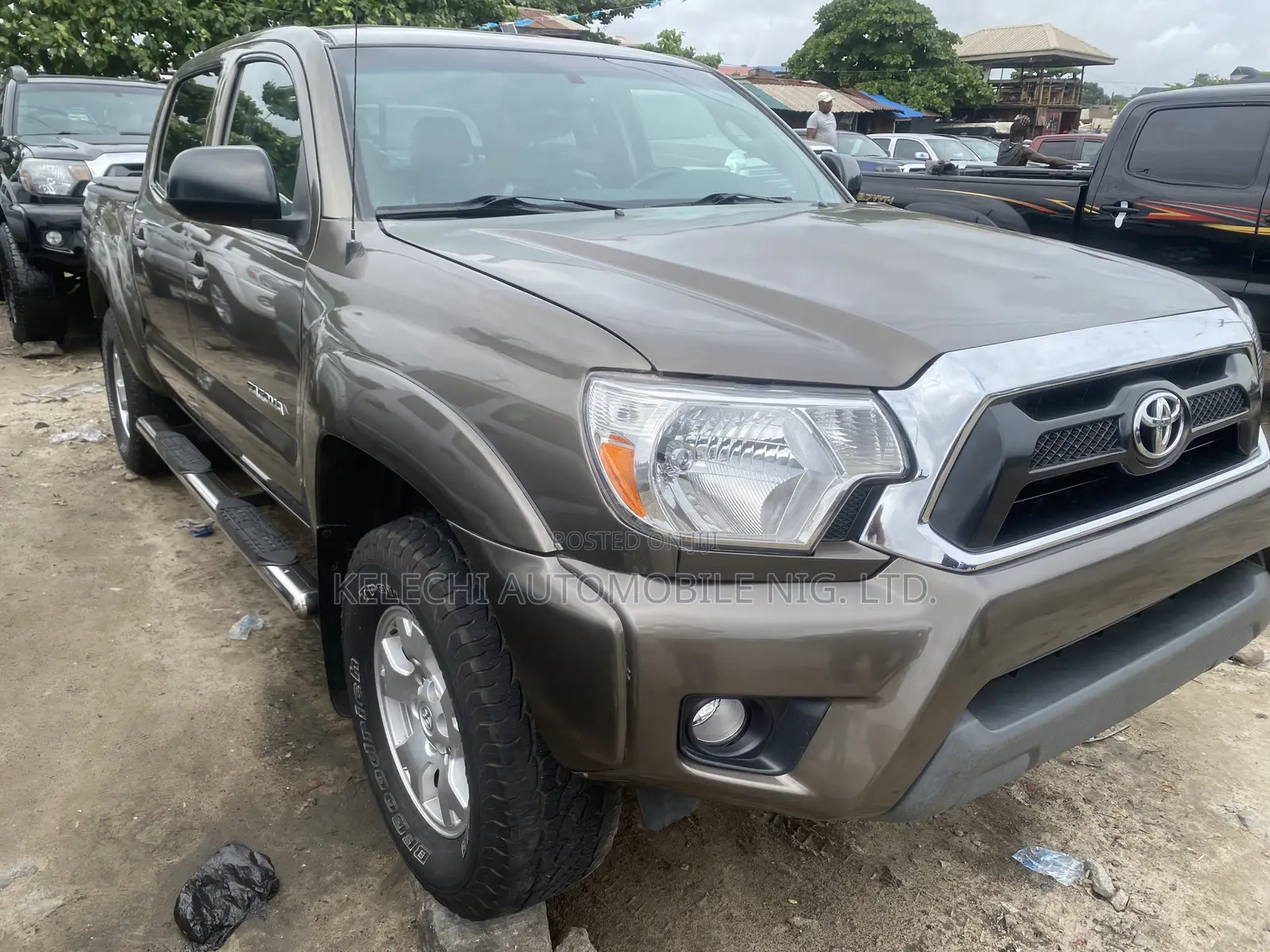 Toyota Tacoma Regular Cab 4x2 2.7L 4-Cyl. 4-Speed Automatic 2013 Gray