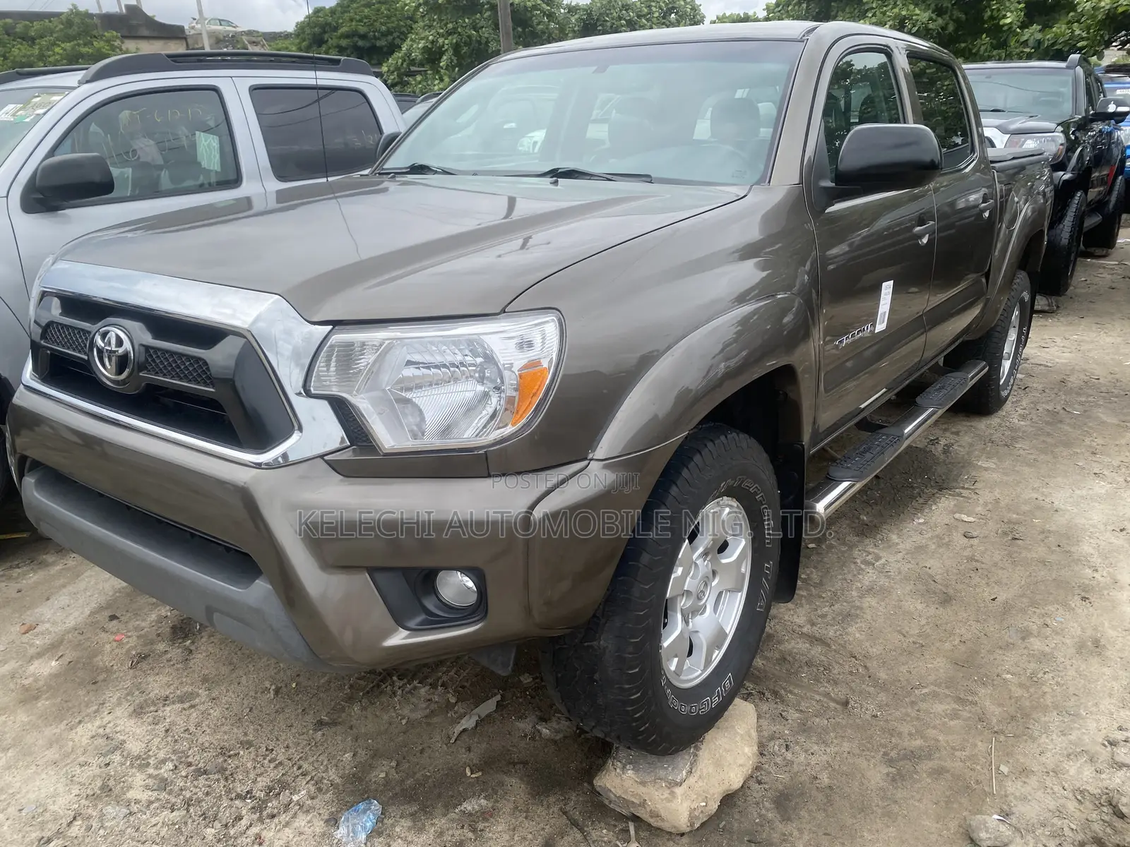 Toyota Tacoma Regular Cab 4x2 2.7L 4-Cyl. 4-Speed Automatic 2013 Gray