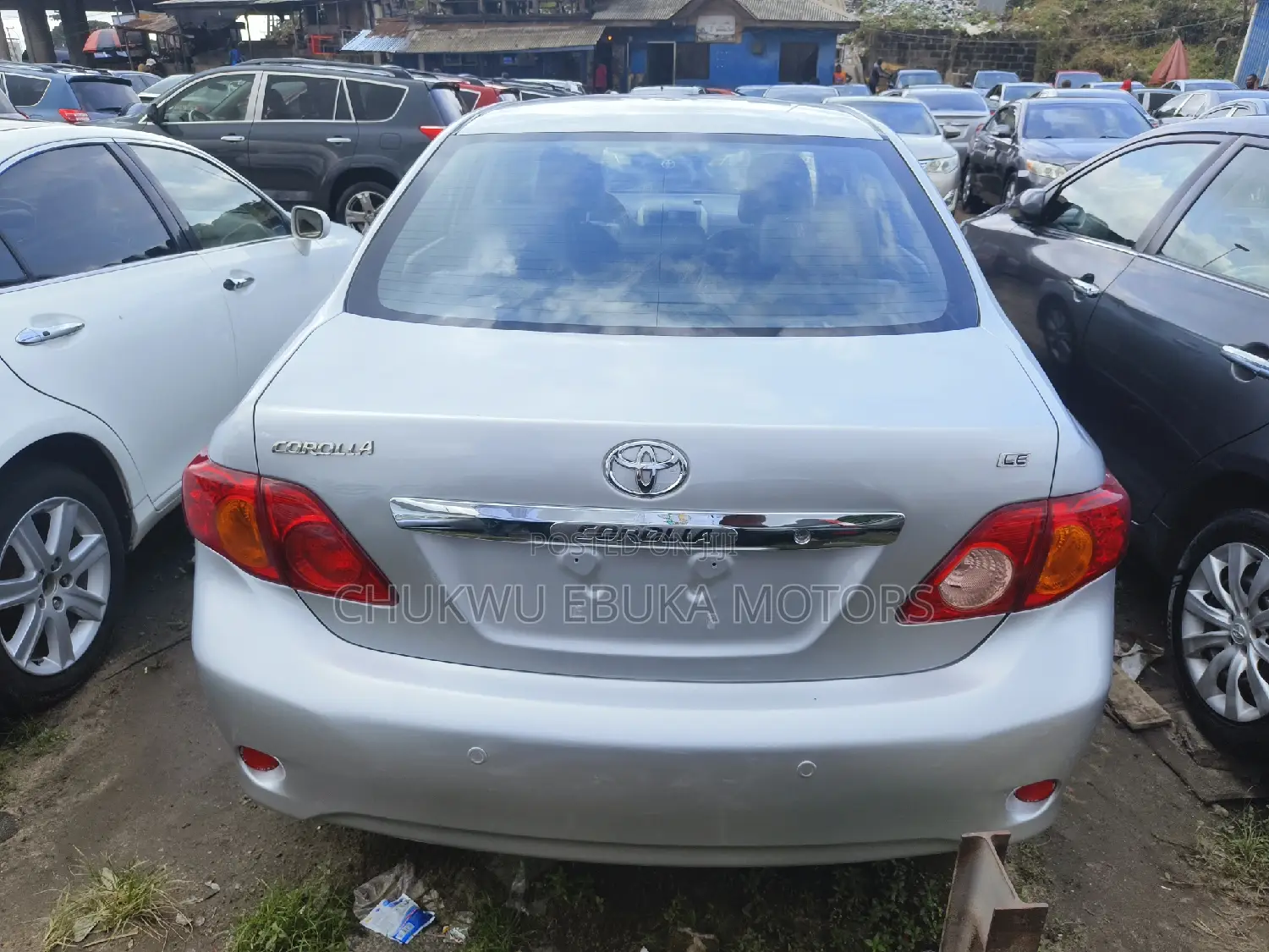Toyota Corolla LE 4dr Sedan (1.8L 4cyl 4A) 2010 Silver