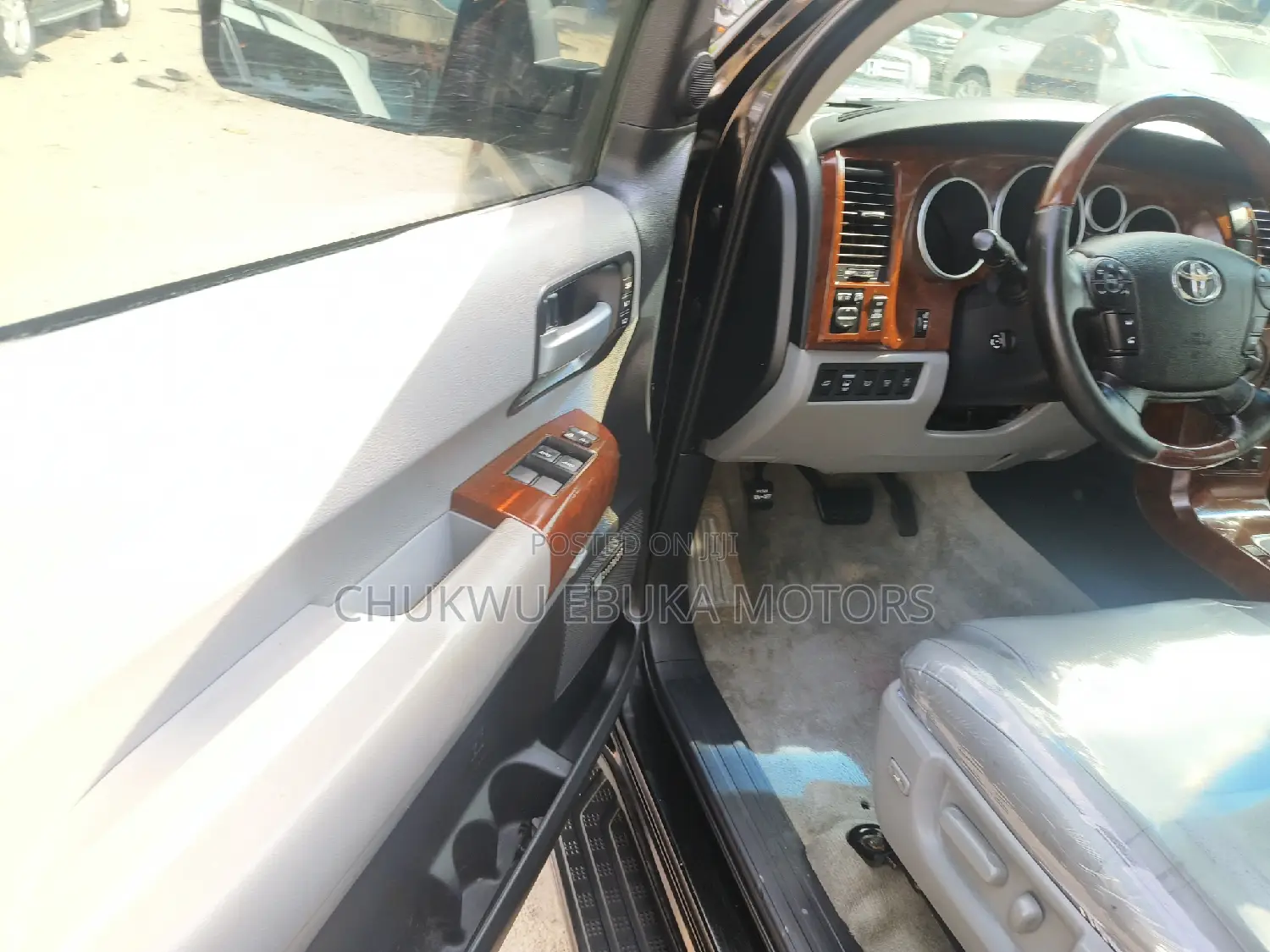 Toyota Sequoia 2015 Black