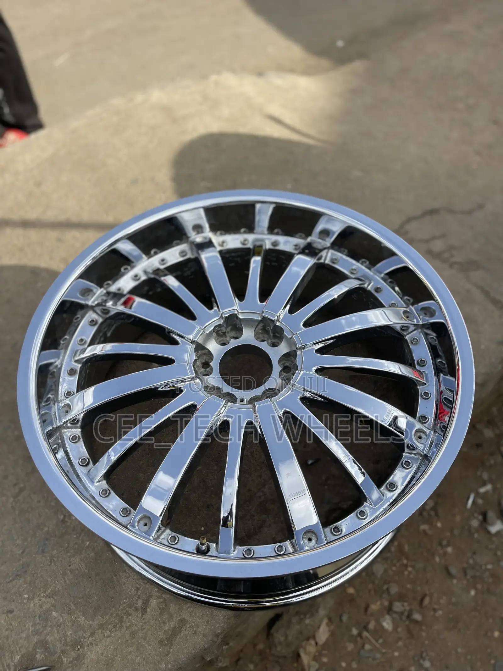 24 Inch Chrome