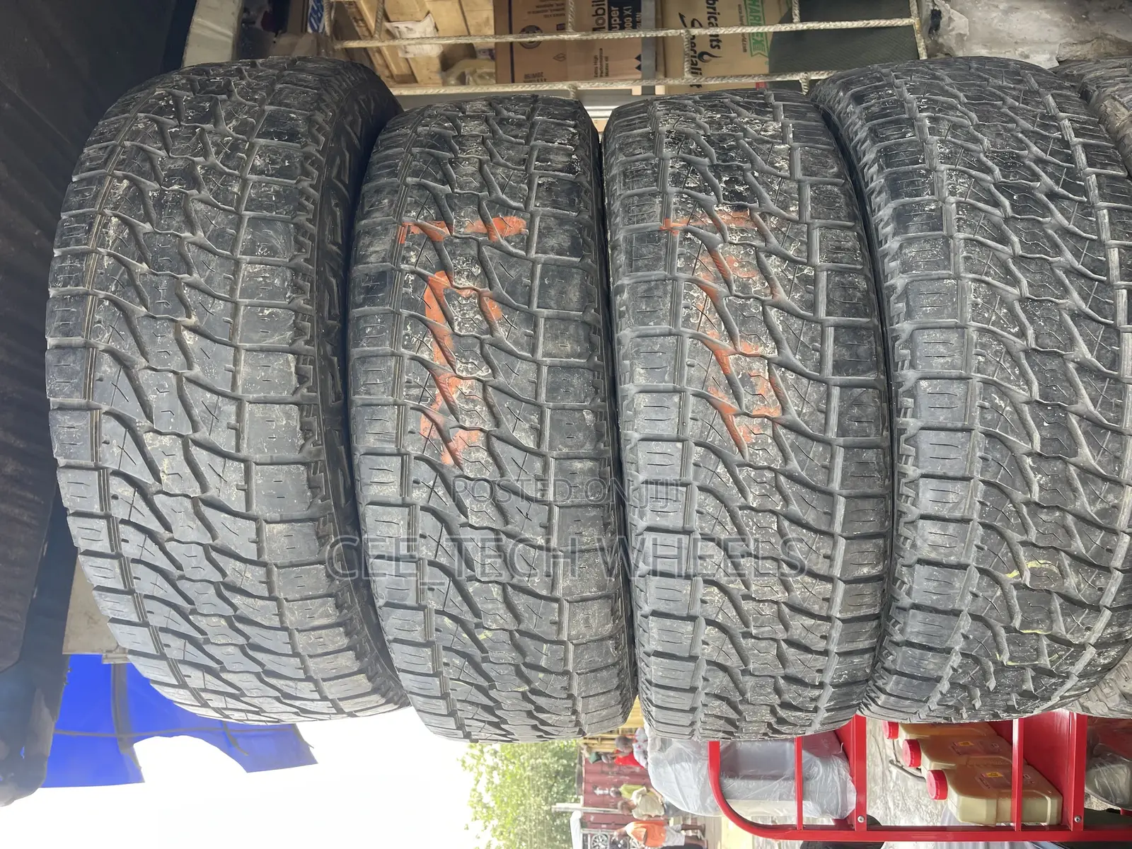 285/65r20lt