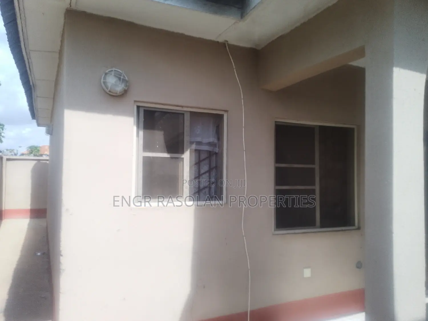Furnished 1bdrm Block of Flats in Ganmo Via Amoyo, Ifelodun-Kwara