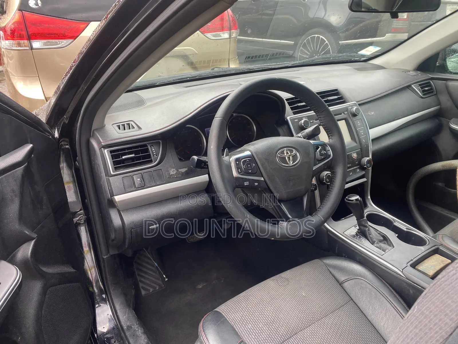 Toyota Camry SE 4dr Sedan (2.5L 4cyl 6A) 2016 Black
