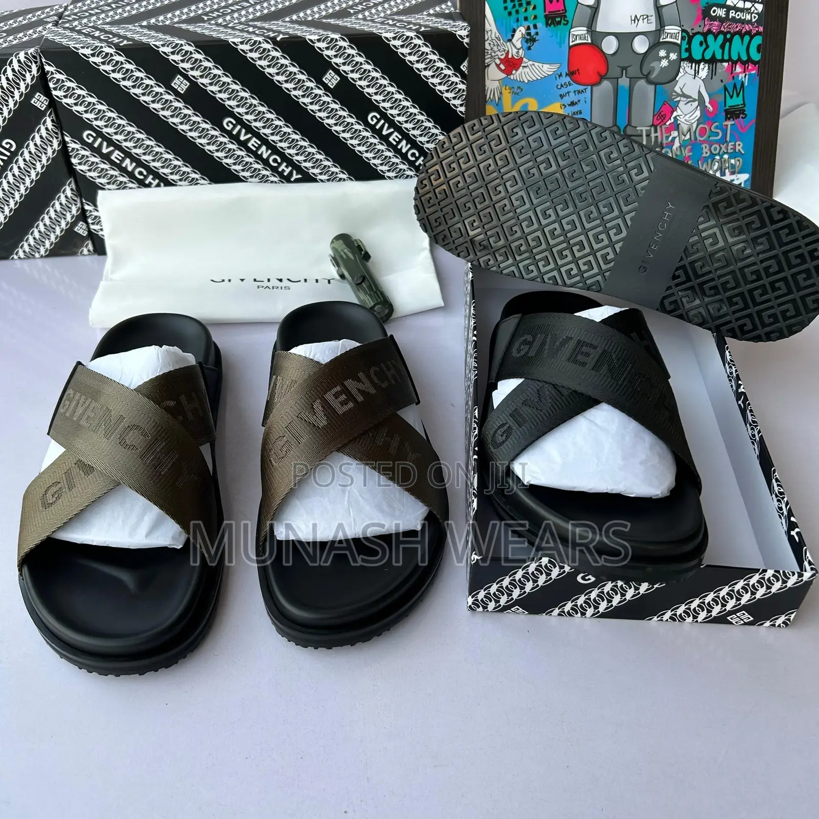 Givenchy Leather Palm