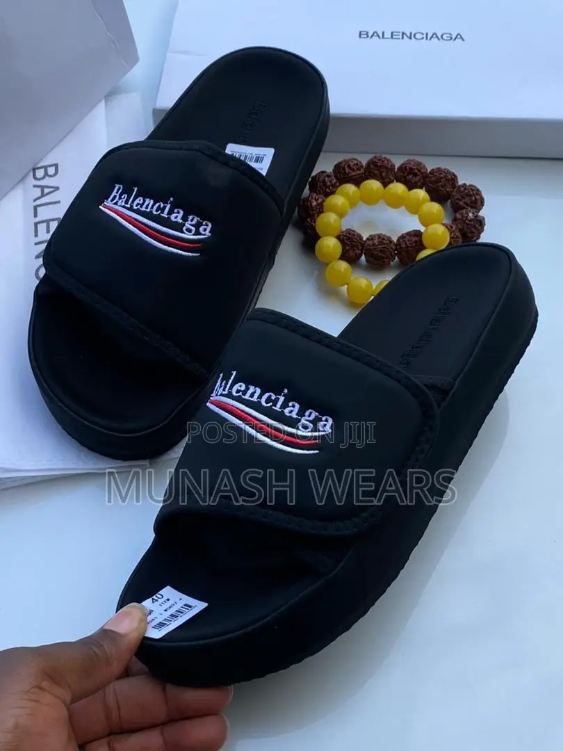 Balenciaga Luxury Slide