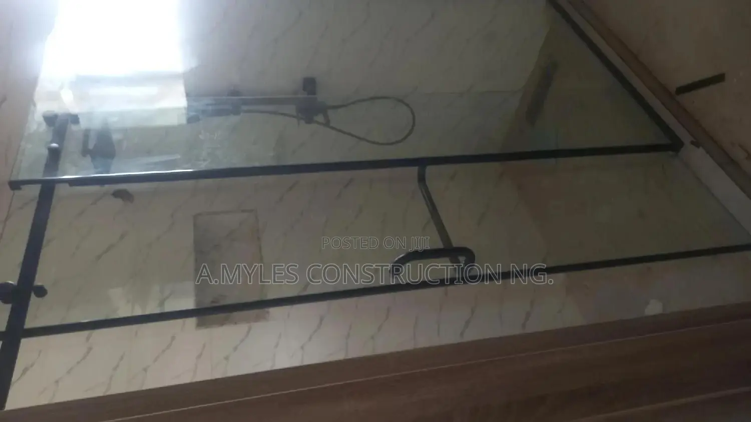 Foreign Shower Cubicles Black Accessories