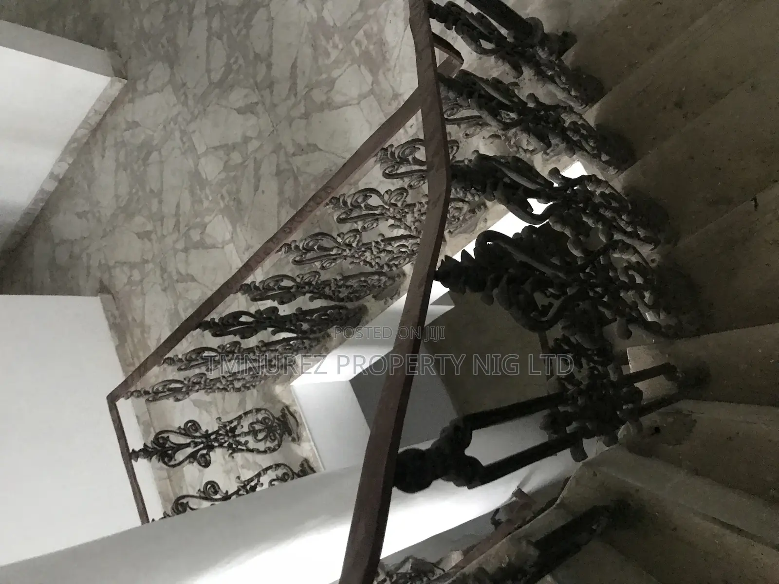 5bdrm Duplex in Osapa London, Lekki for rent