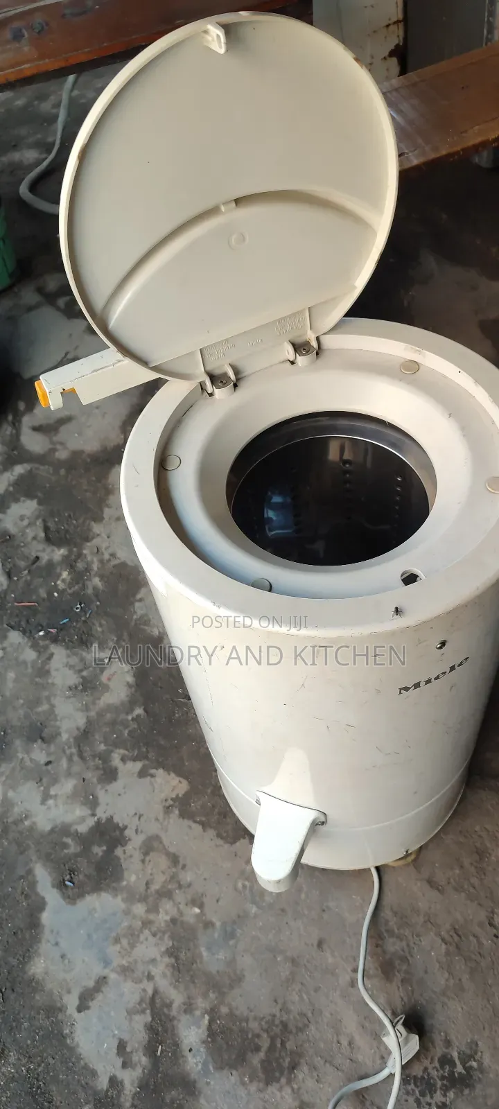 Miele Mini Industrial Bucket Spinner for Laundry and Hotel