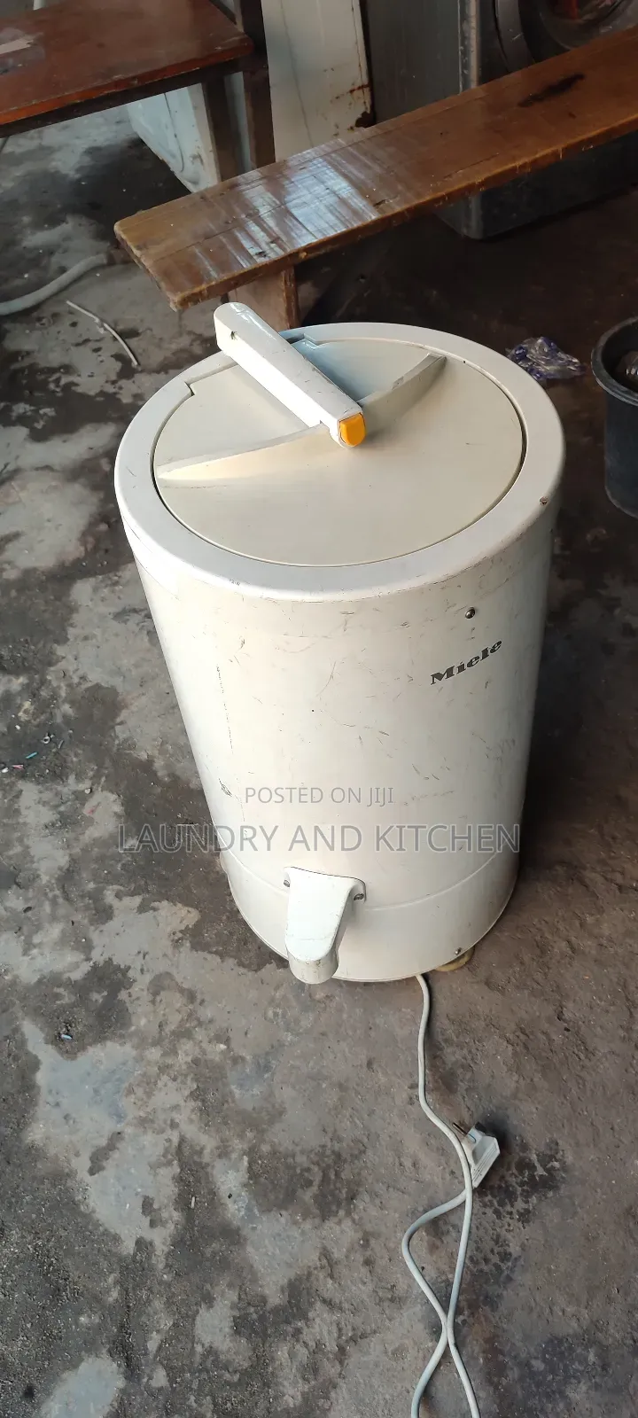 Miele Mini Industrial Bucket Spinner for Laundry and Hotel