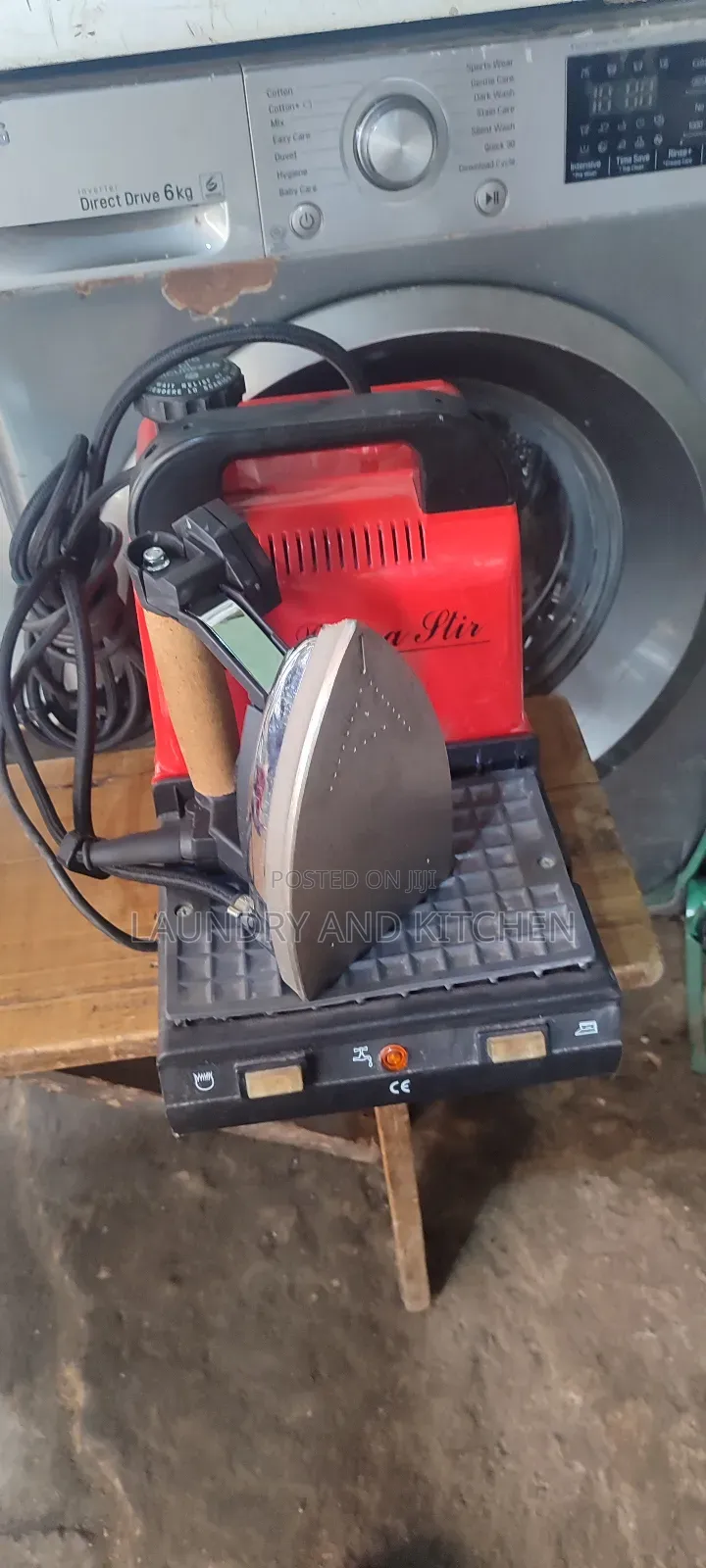 2 Liters Industrial Steam Iron With Professional Iron Head.