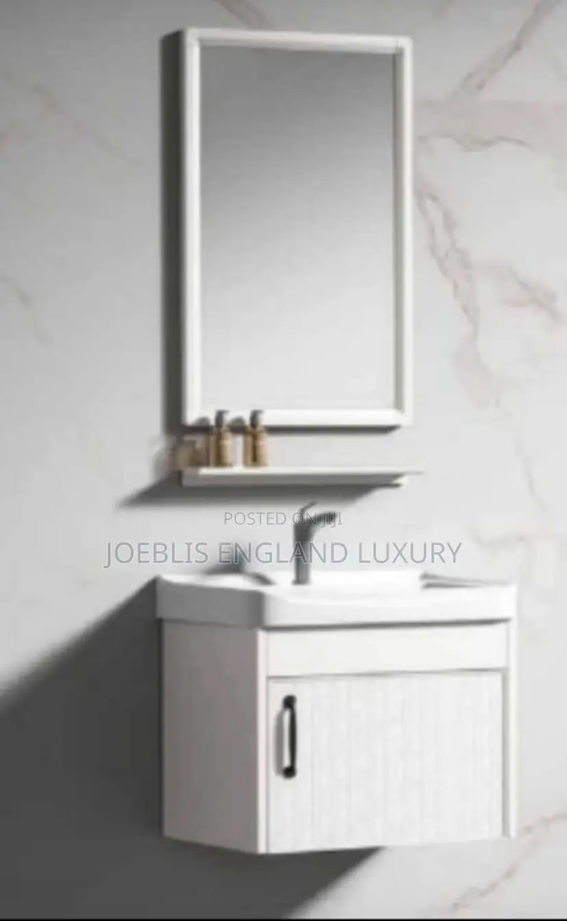 Hanging Bathroom Cabinet 60cm White