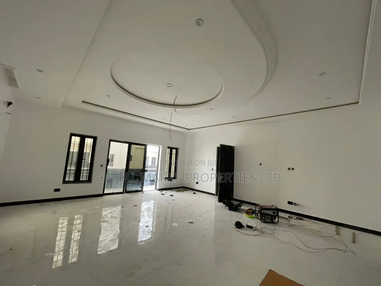 6bdrm Duplex in Jahi for sale