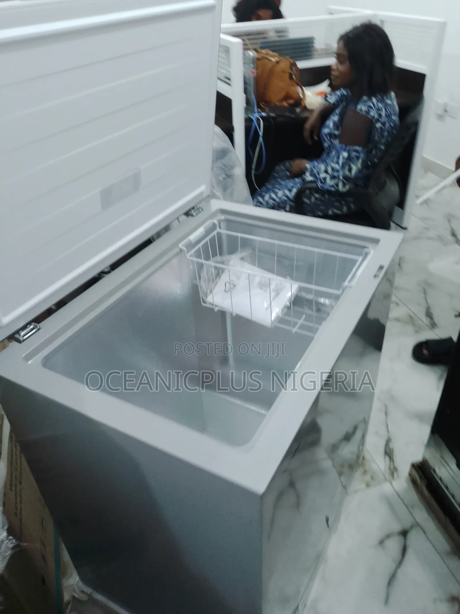 Most Selling 198litre Best Quality Chest Freezer