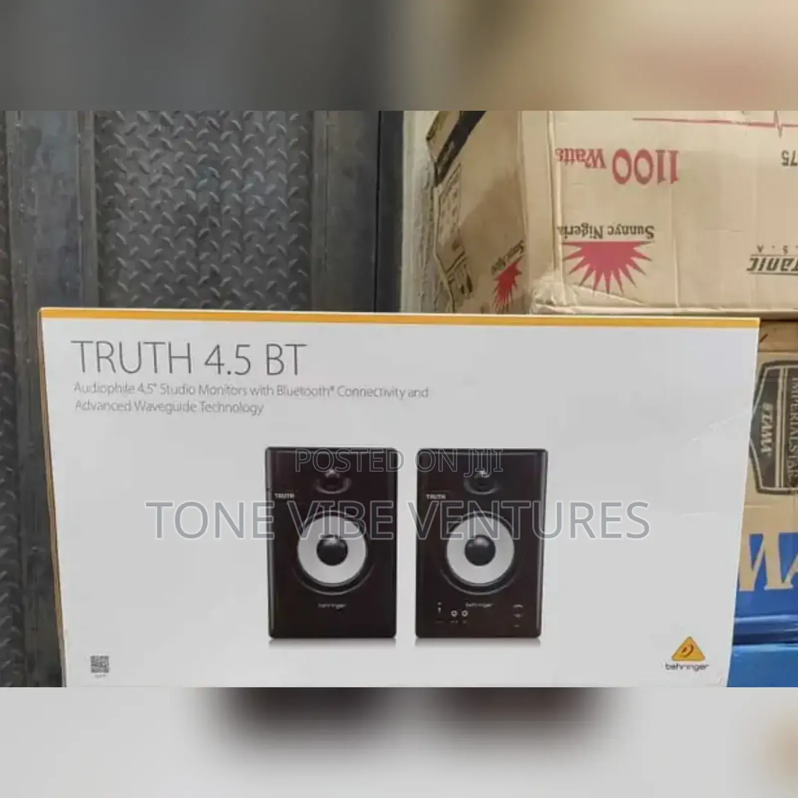 Behringer Truth 4.5bt