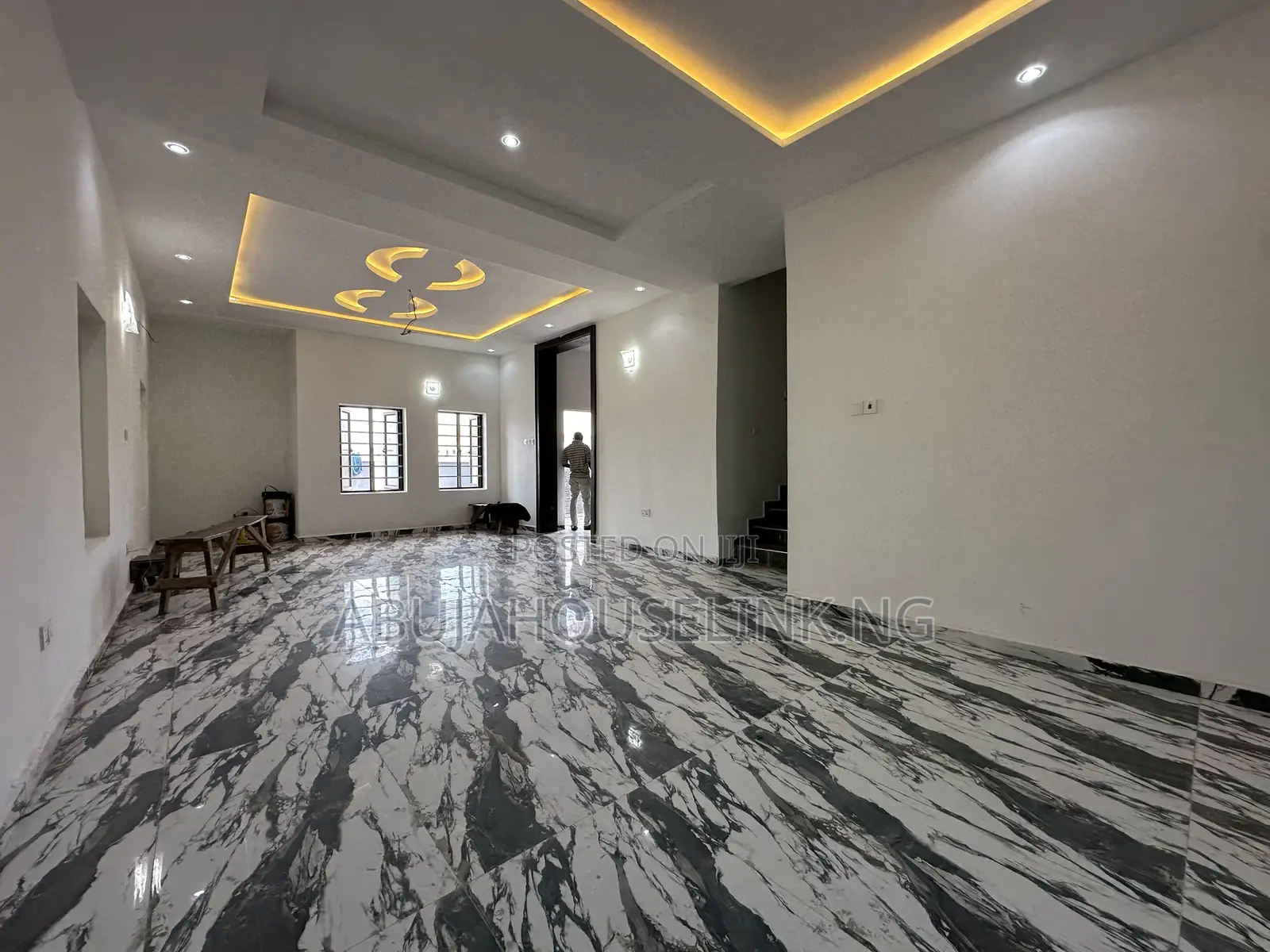 5bdrm Duplex in Guzape Main Abuja for sale