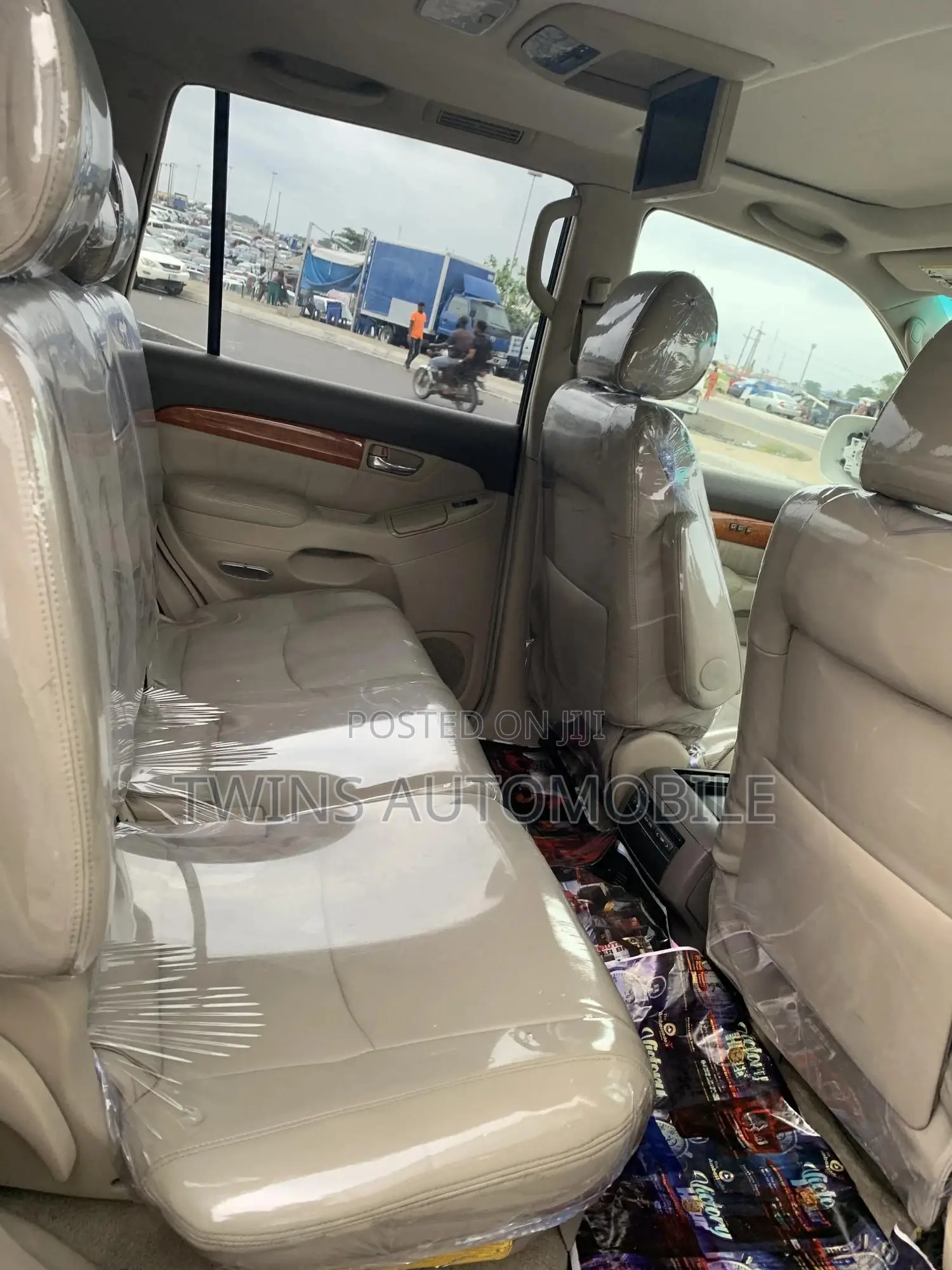 Lexus GX 470 Sport Utility 2006 White