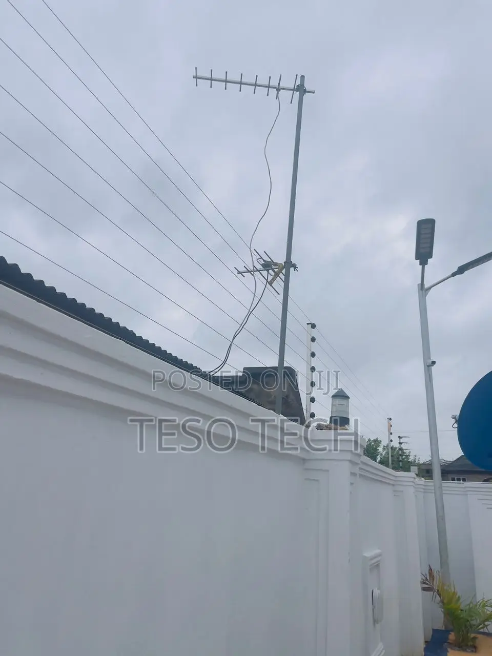 High Voltage Electric Fencing