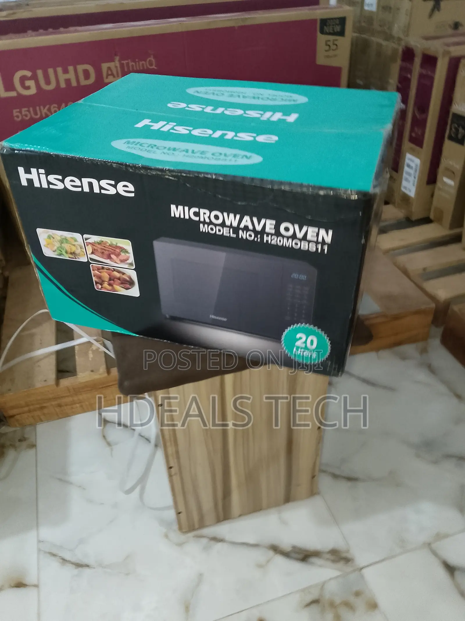 Hisense Microwave Oven 20L Black Digital 
