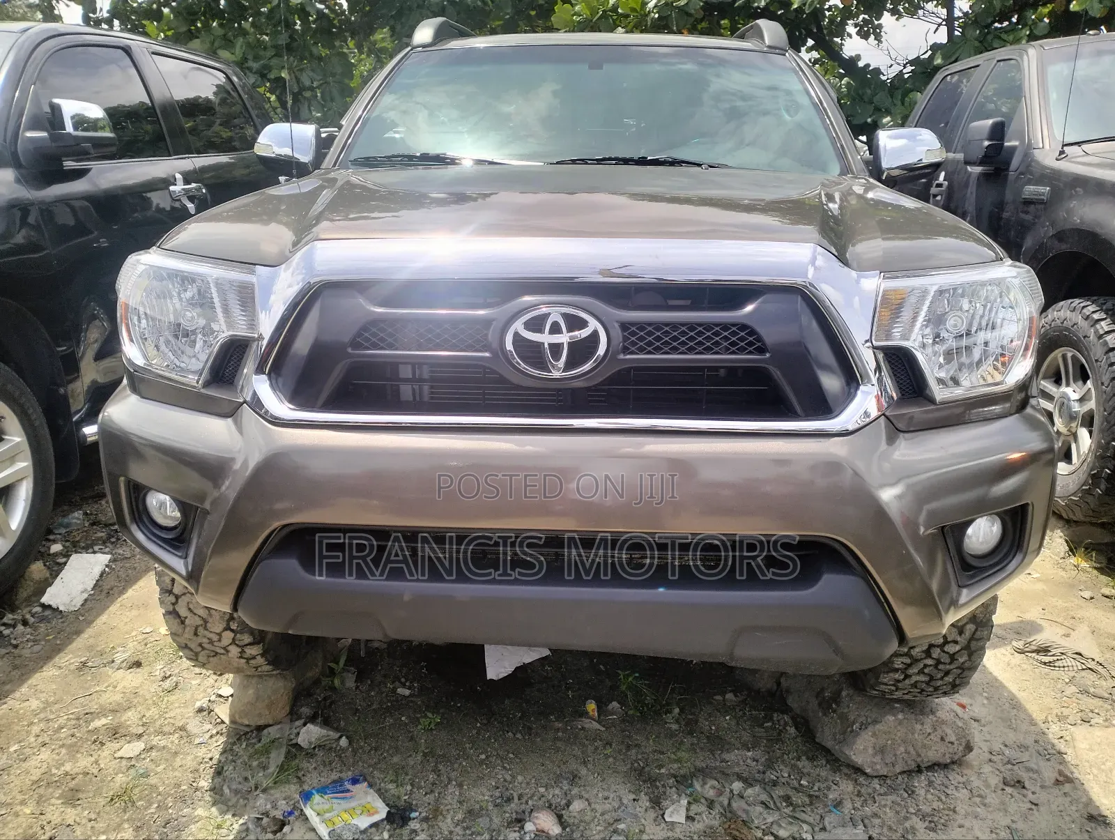 Toyota Tacoma 2015 Gray