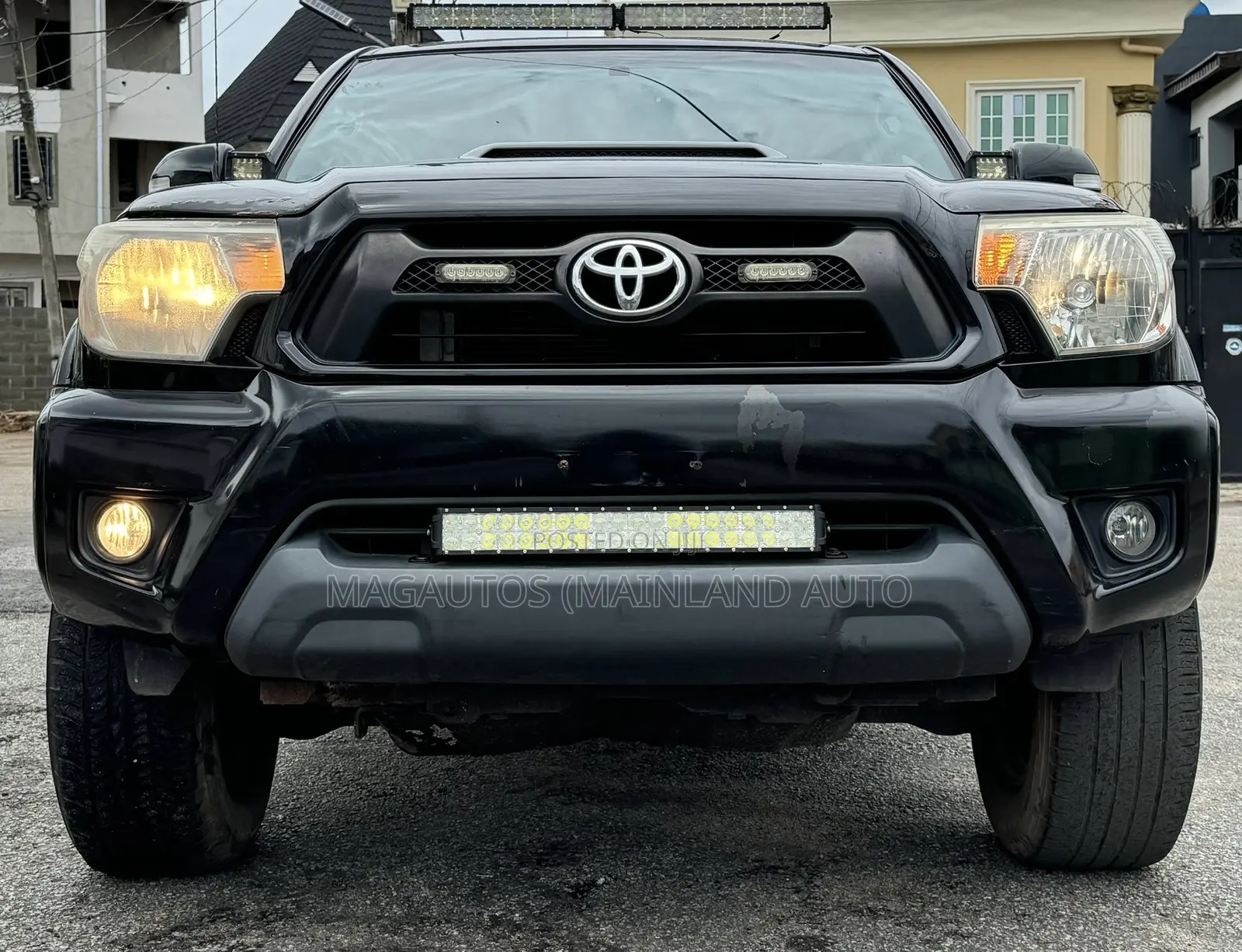 Toyota Tacoma Double Cab 4x4 4.0L V6 5-Speed Automatic 2013 Black