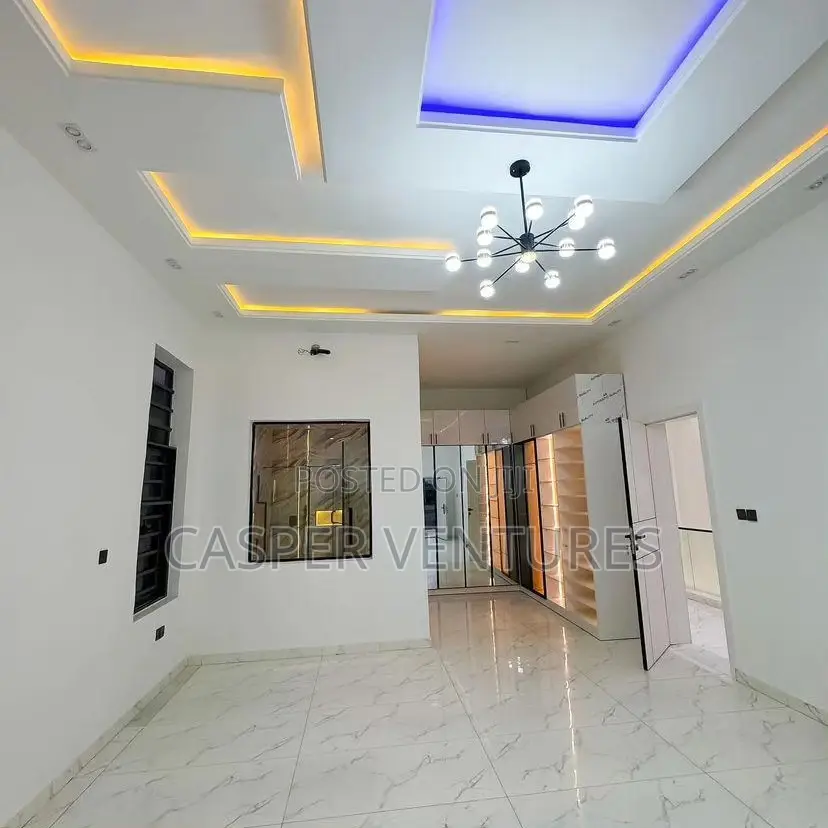 4bdrm Duplex in Elegushi for rent