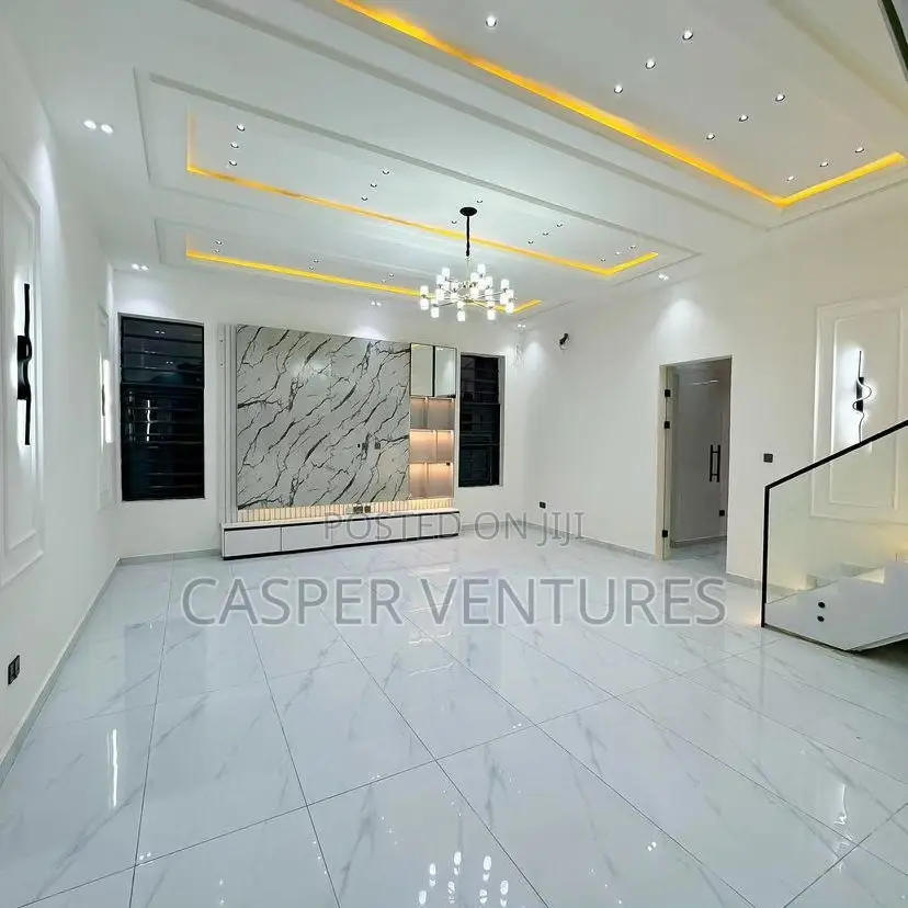 4bdrm Duplex in Elegushi for rent