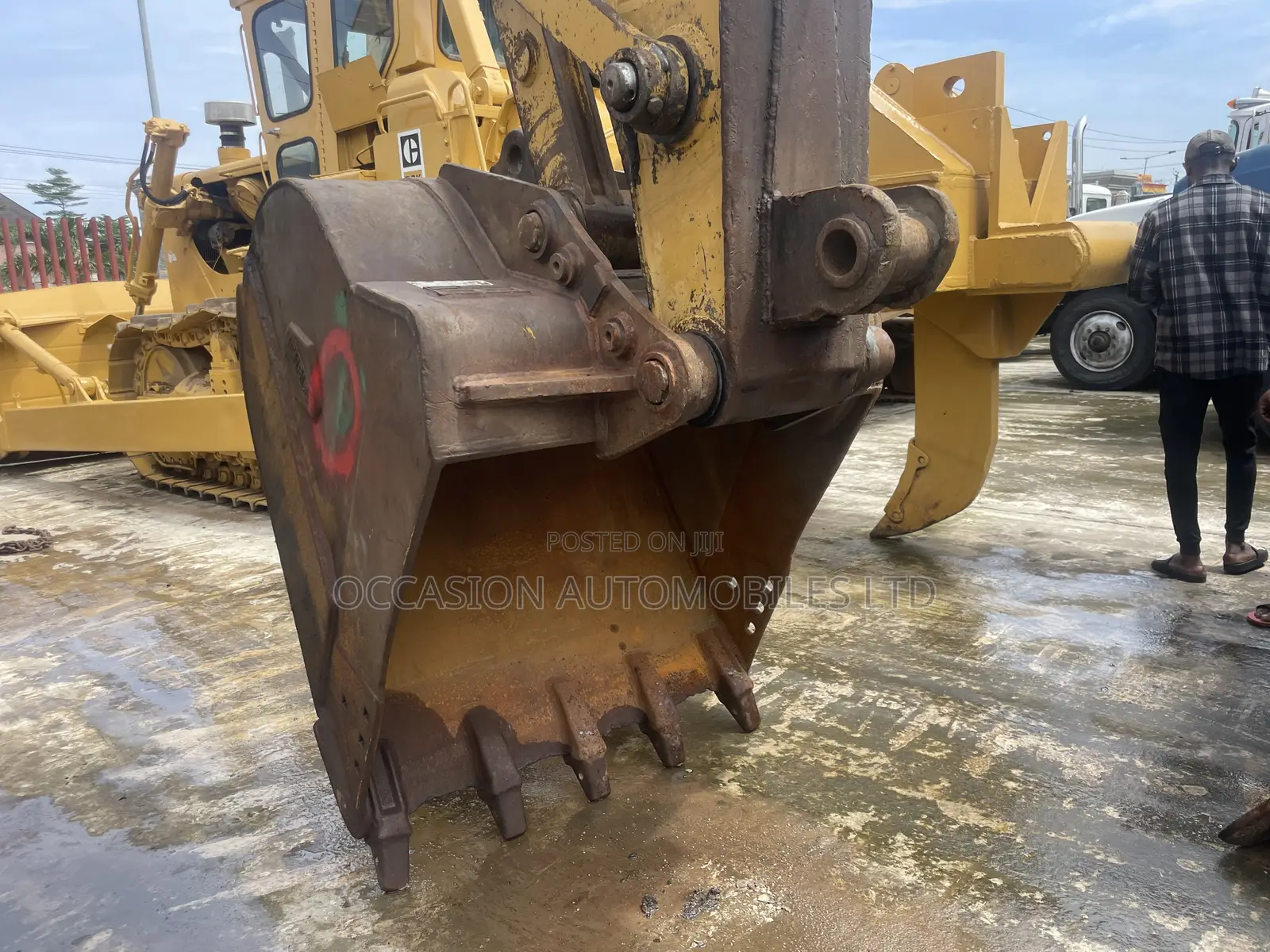 CAT Excavator Equipment