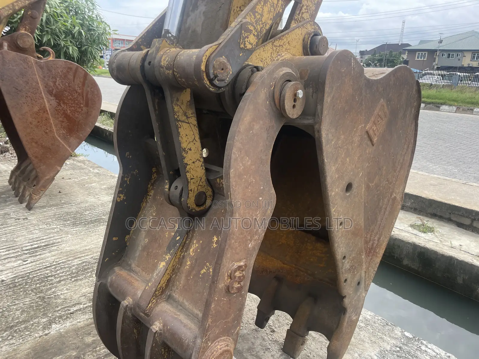 CAT Excavator