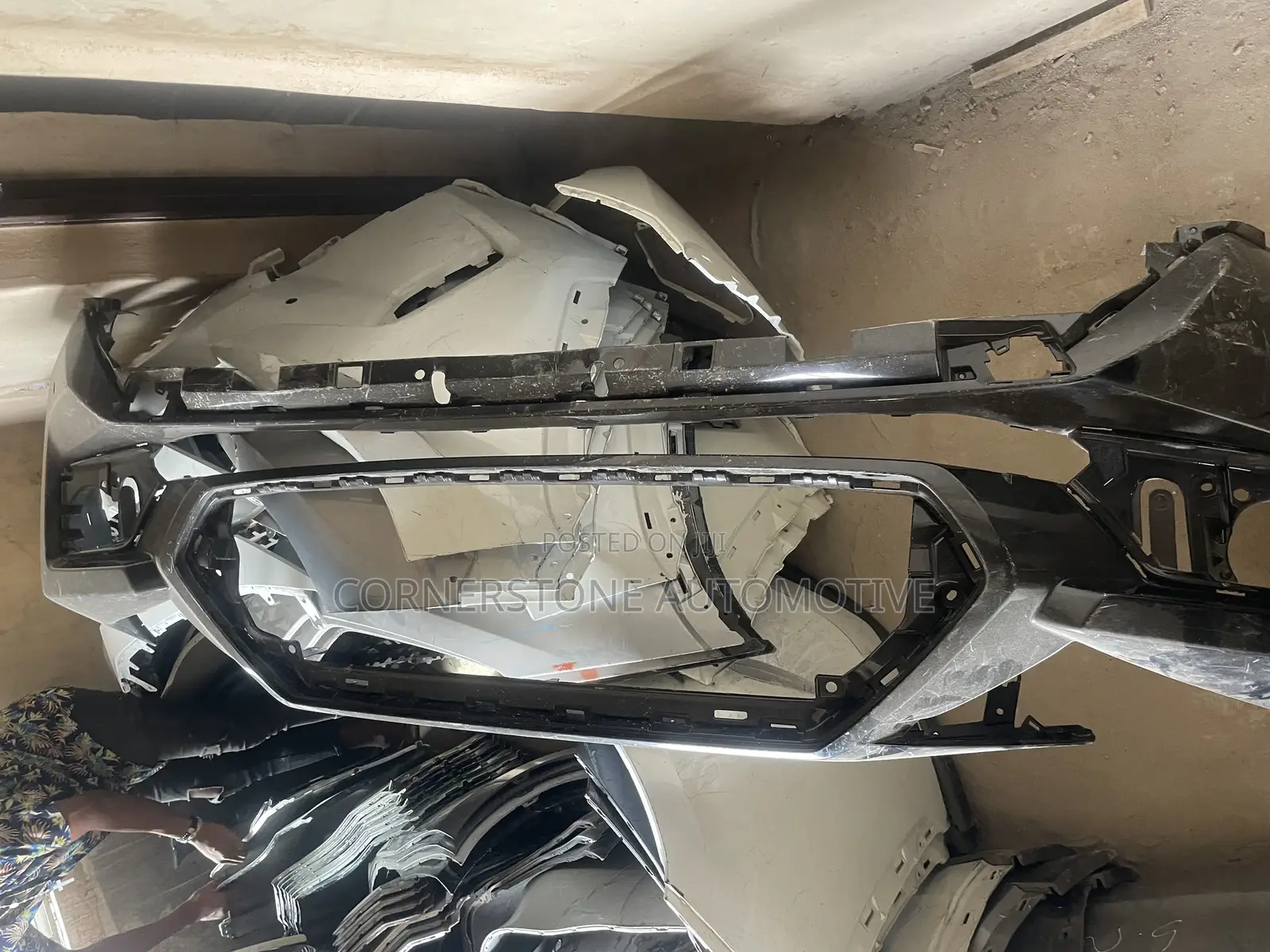 Empty Bumper Rav4 Tiger Face