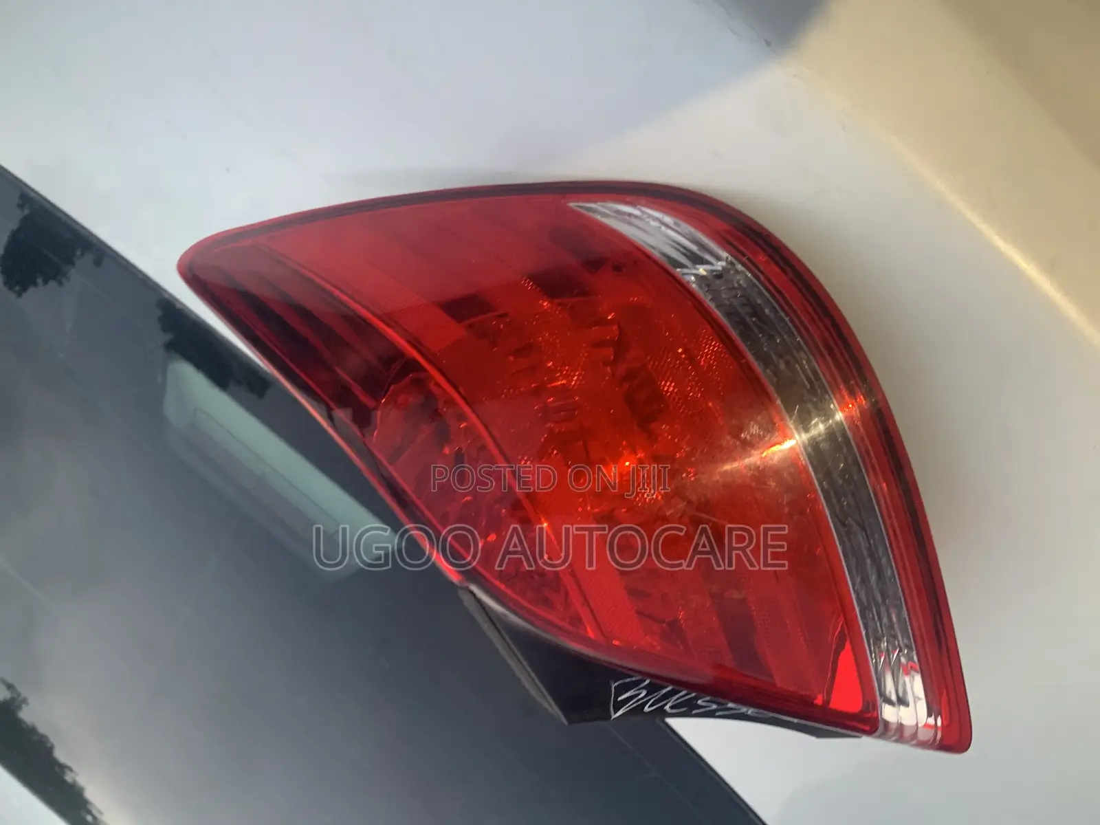 Rear Light Avalon 2008