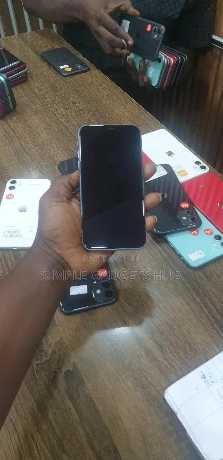 New Apple iPhone 11 128 GB