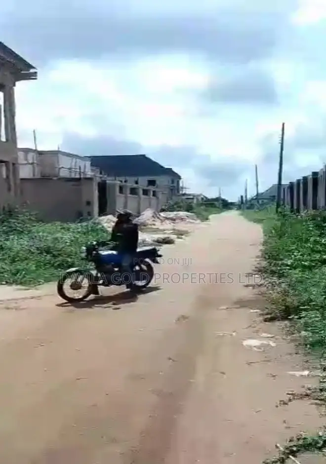 10bdrm Block of Flats in Benin City for sale