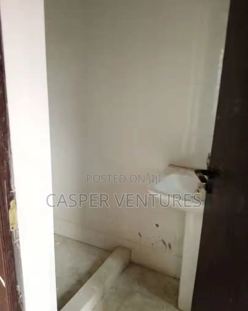 3bdrm Apartment in Idado for rent