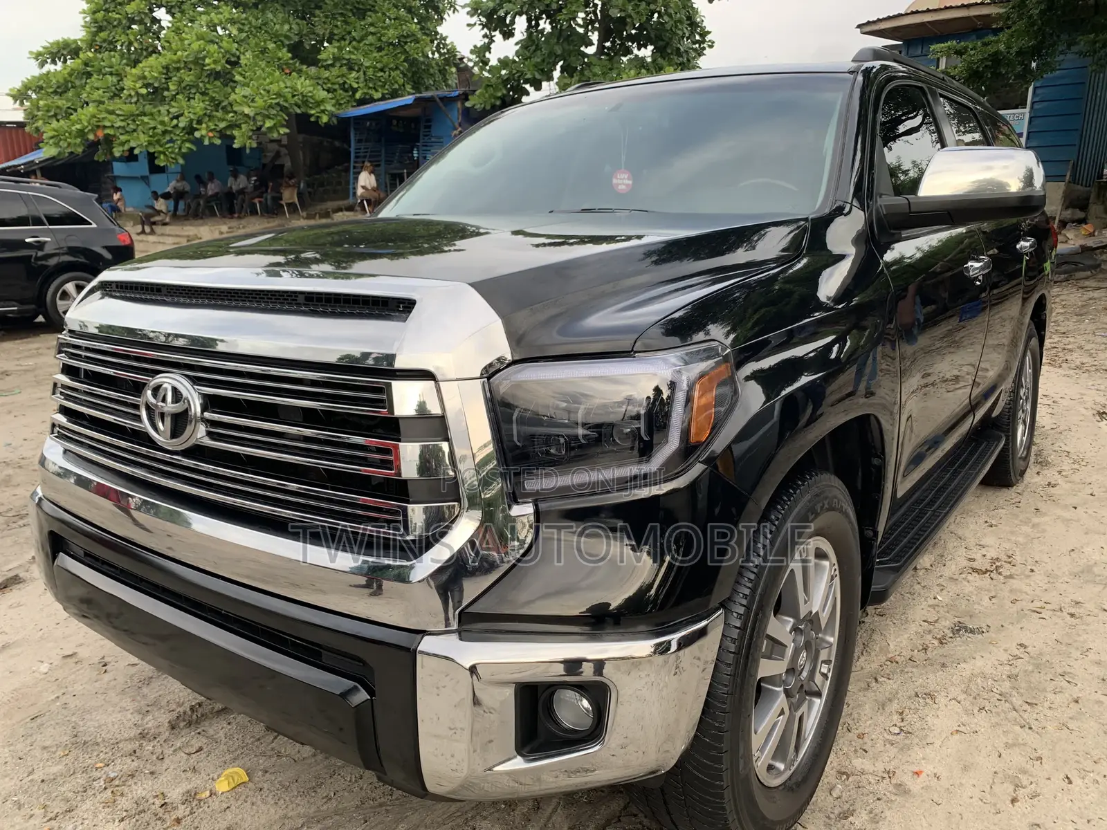 Toyota Sequoia 2015 Black