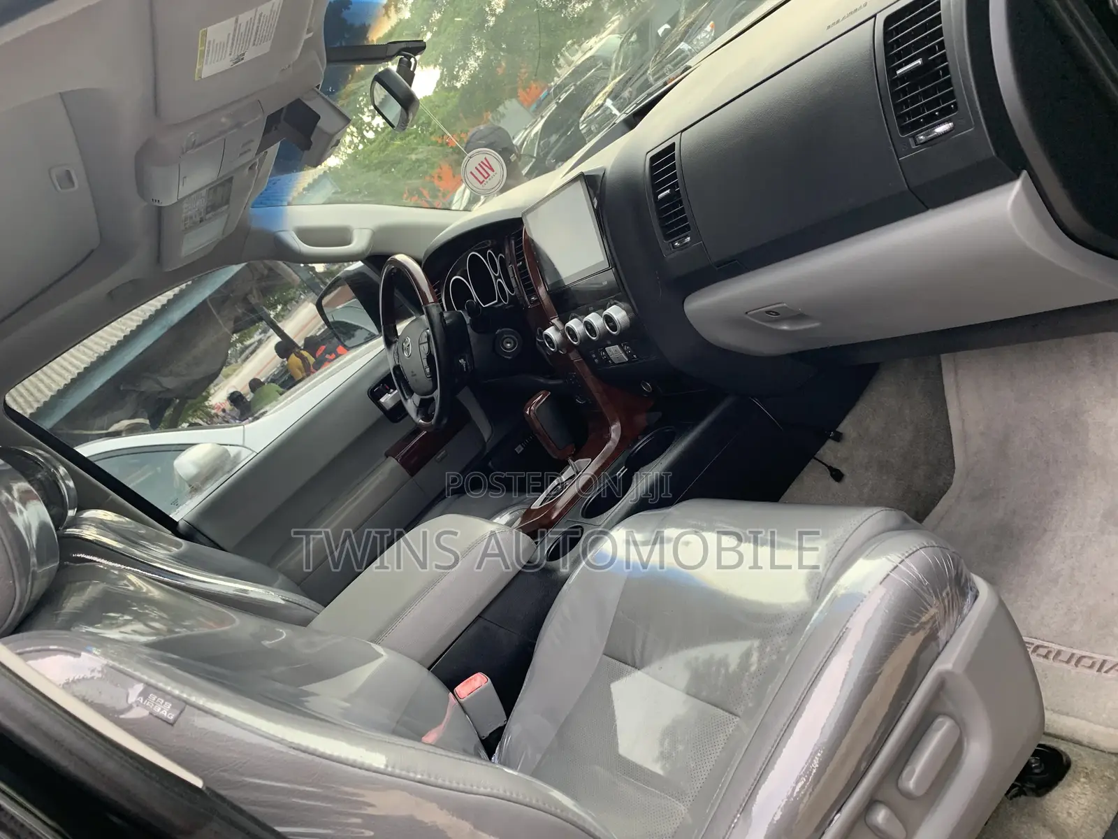 Toyota Sequoia 2015 Black