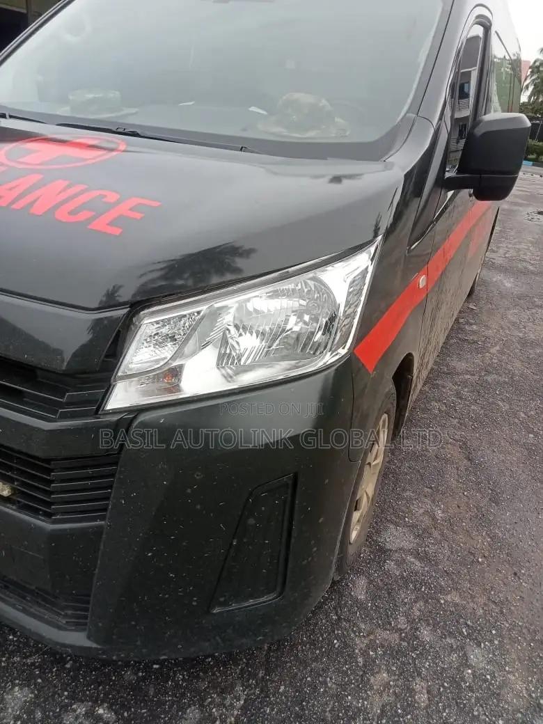 Full Light Hiace 2023 Latest Model