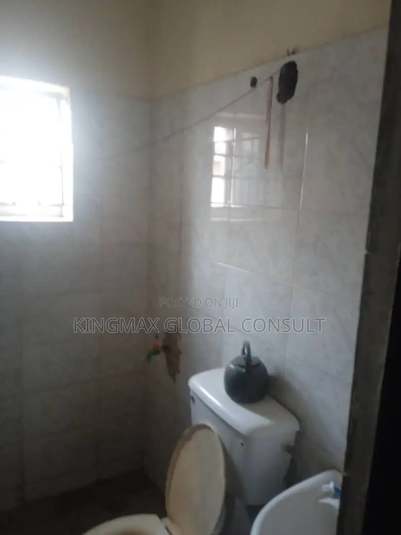 2bdrm Bungalow in Von Garden City, Lugbe District for sale