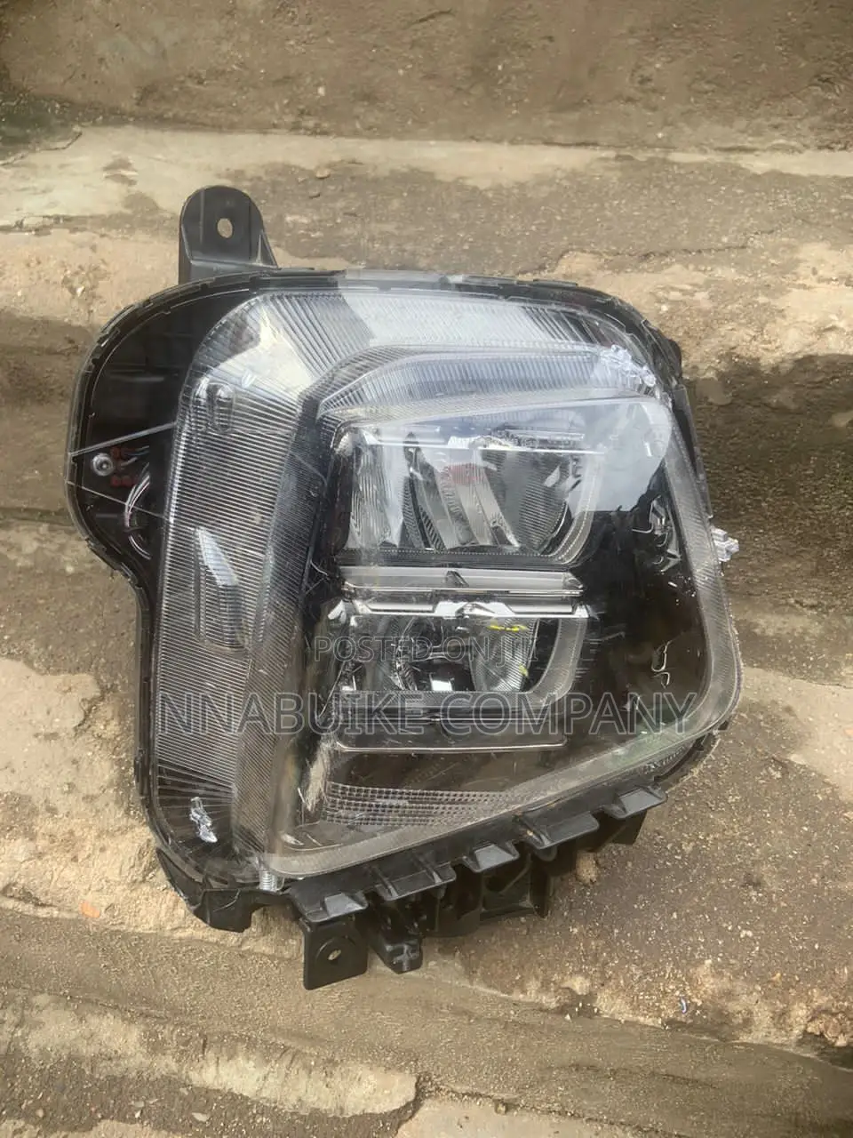 Hyundai Tucson Headlamp 2022 Model Right Side